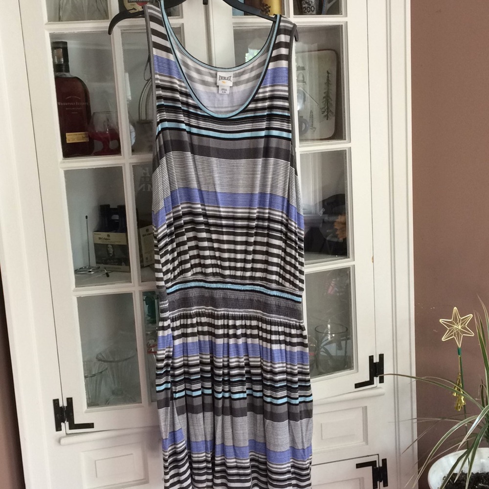 Everlast dress